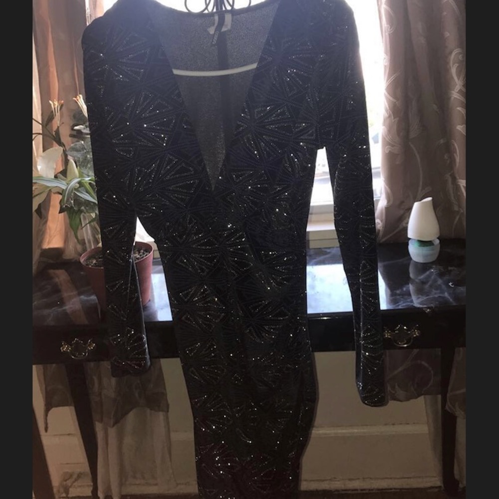 Amazing Blues and Silver Dress🦋